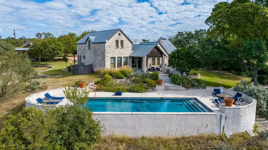 4535 Morris Ranch Rd, Fredericksburg, TX 78624 - Image #2