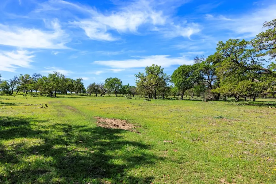215 Dally Rd, Fredericksburg, TX 78624 - Image #3