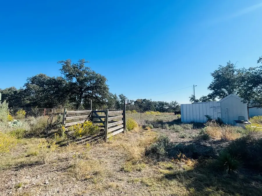 1031 Shin Oak, Junction Northwest, TX 76859 - Image #2
