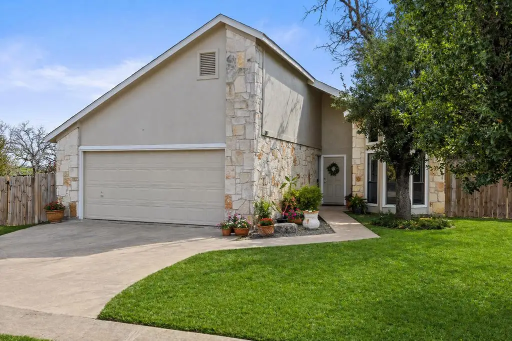 102 Pitchfork Dr., Johnson City, TX 78636 - #1