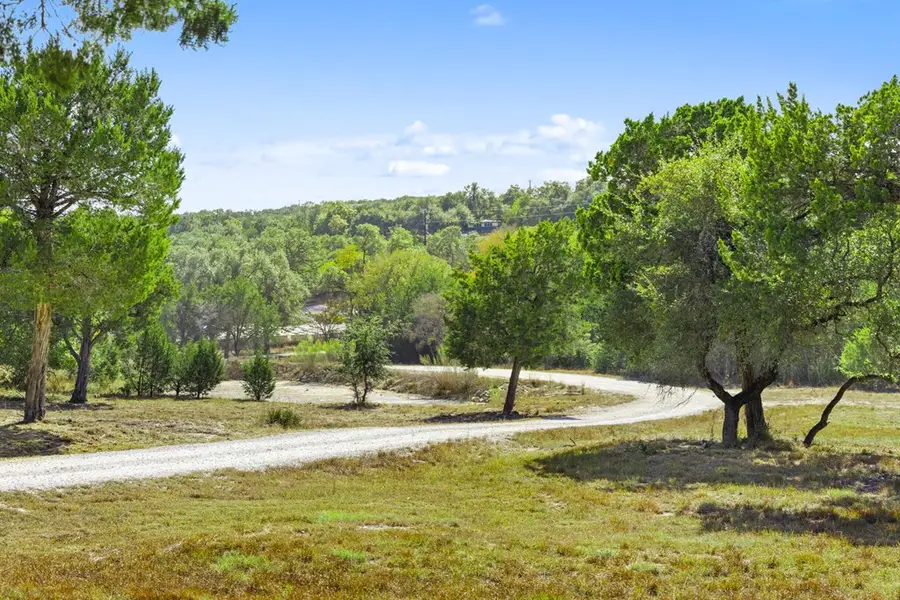 1151 Fawn Valley Dr, Canyon Lake, TX 78133 - Image #3