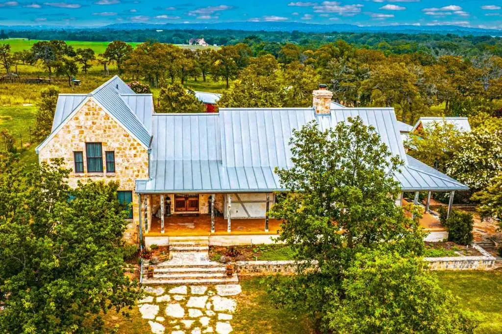 183 Teton Ln, Fredericksburg, TX 78624 - Image #1