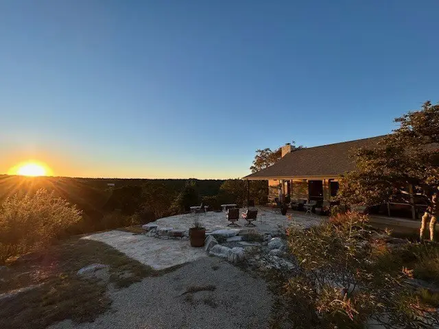 306 Charles Rd, Kerrville, TX 78028 - Image #3