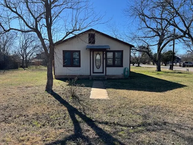 407 W Chase, Brady, TX 76825 - Image #2