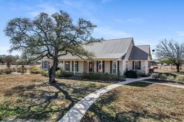 842 Boos Lane, Fredericksburg, TX 78624