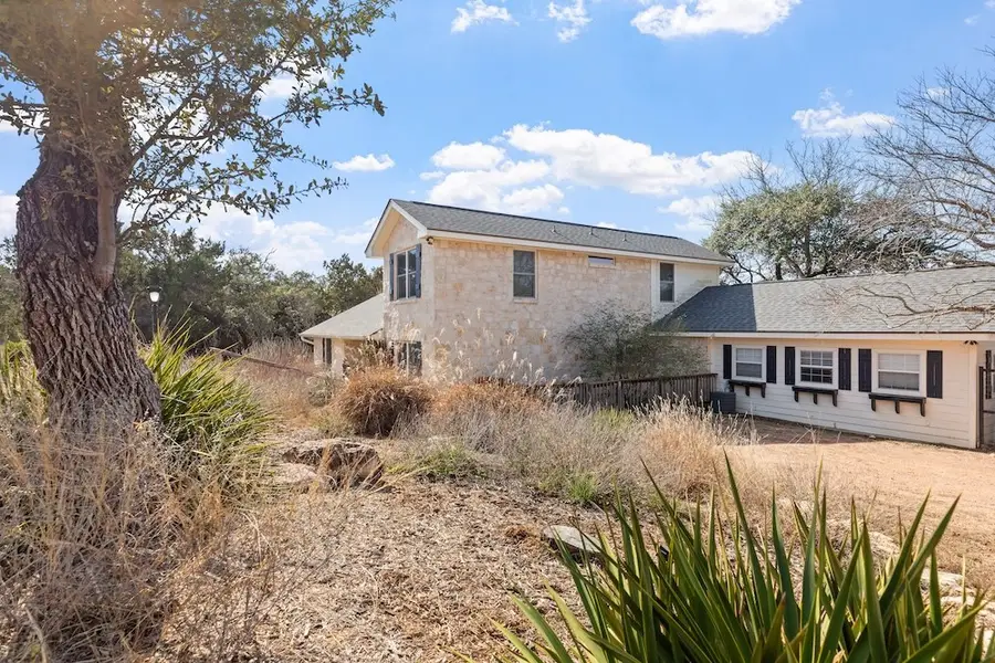 191 Campfire Circle, Fredericksburg, TX 78624 - Image #3