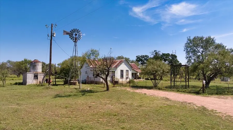 449 Bee Creek Rd, Mason, TX 76856 - Image #2