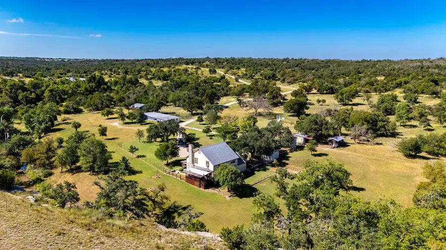 1763 Nixon Creek Rd, Fredericksburg, TX 78624 - Image #3