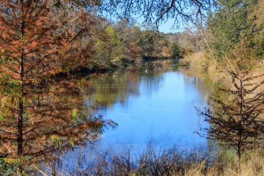 401 Clear Creek Rd, Fredericksburg, TX 78624 - Image #2