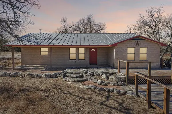 1217 N Cherry Mountain Loop, Fredericksburg, TX 78624