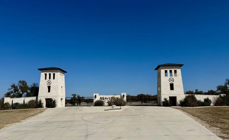 83 & 84 Stock Pond Dr, Harper, TX 78631 - #2