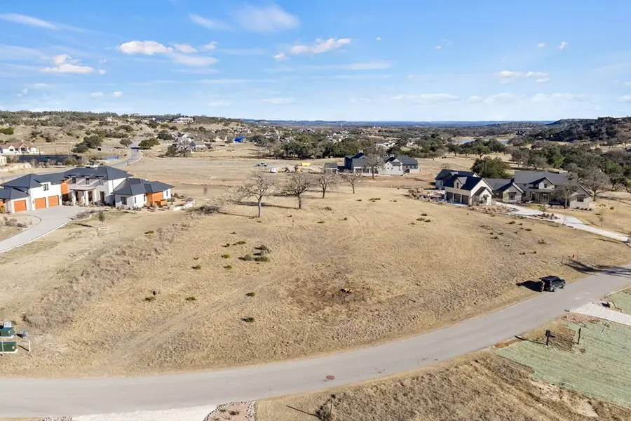 648 Presidio Ridge Dr, Fredericksburg, TX 78624 - #2