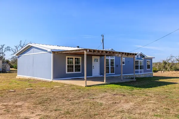 56 Rocky Top Rd, Harper, TX 78631
