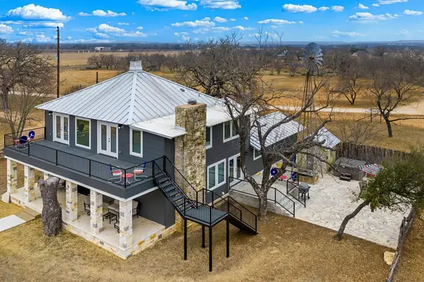 2485 Old San Antonio Rd, Fredericksburg, TX 78624