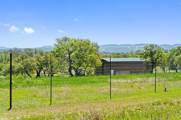 784 Ranch Rd 2721, Johnson City, TX 78636