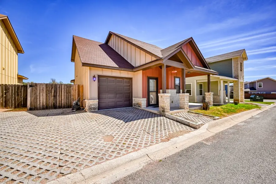 510 Mueller St, Fredericksburg, TX 78624 - #3