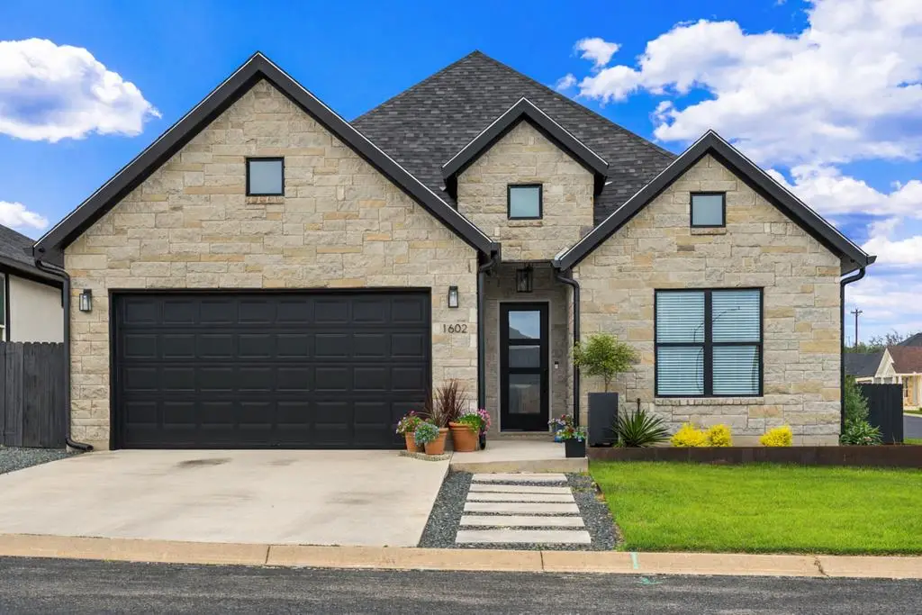 1602 Redwood Ct, Fredericksburg, TX 78624 - #1