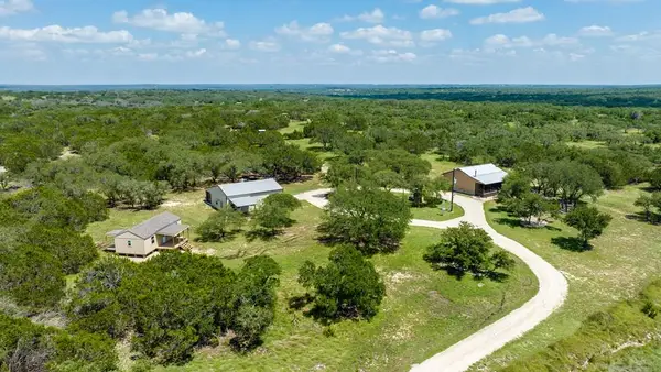 221 Coyote Trail, Harper, TX 78631