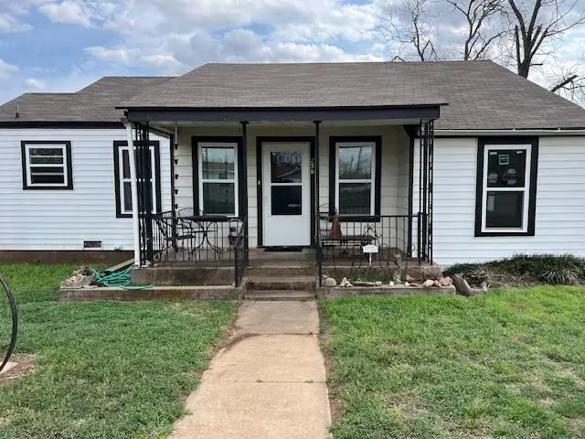 907 Bleeker St., Brady, TX 76825 - #1