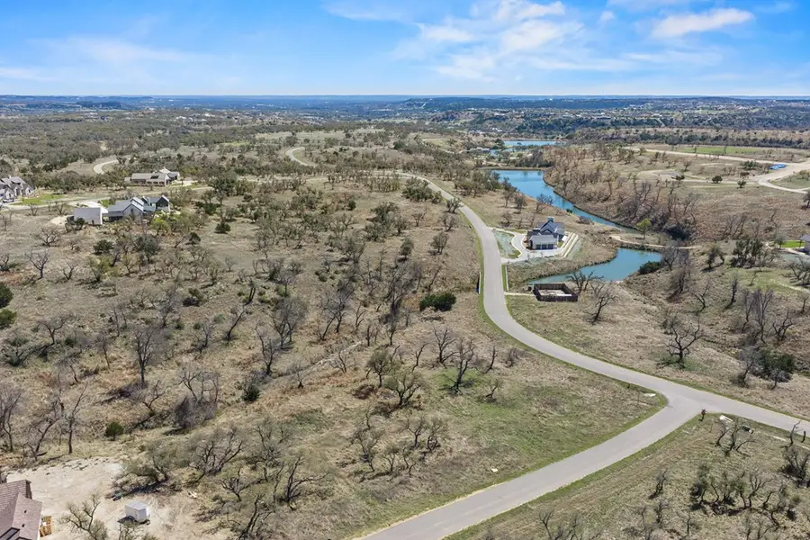813 Beaumont Dr, Fredericksburg, TX 78624 - #3