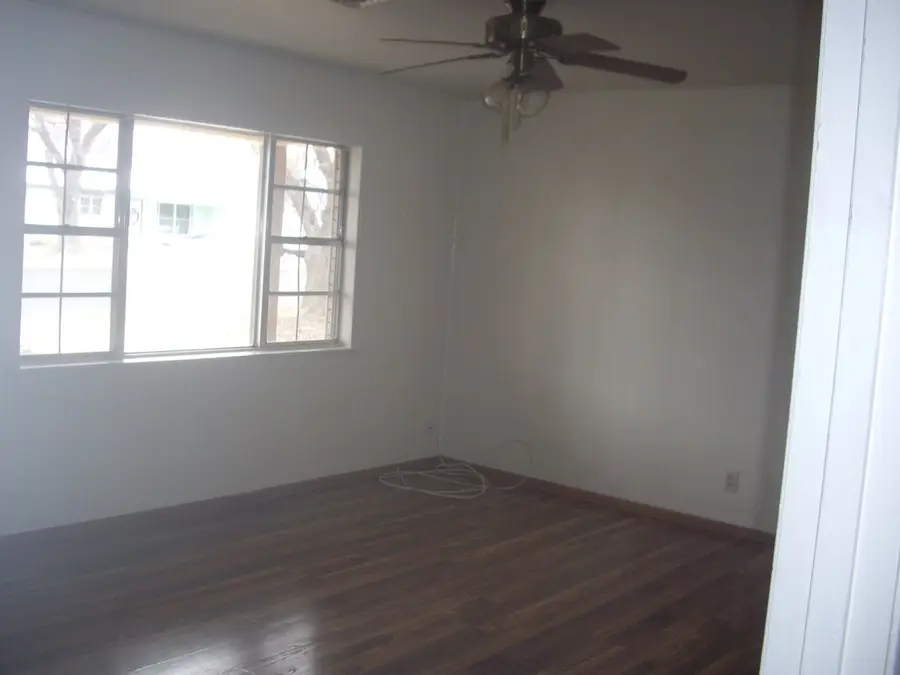 815 Sunset St, Fredericksburg, TX 78624 - #2