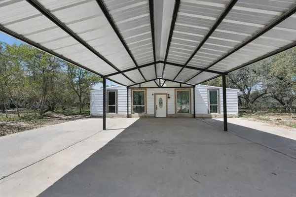 21633 S Jett Rd, San Antonio, TX 78264