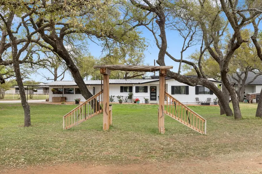 639 E Hwy 71, Llano, TX 78643 - #2