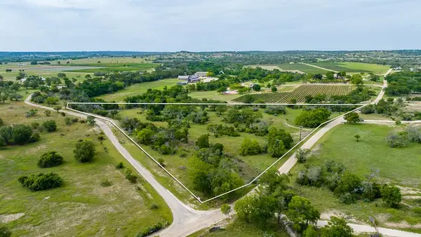 0 Pfiester Rd, Fredericksburg, TX 78624