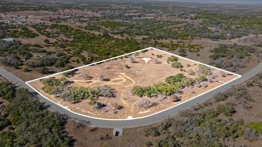 529 Skyline Dr, Blanco, TX 78606 - #2