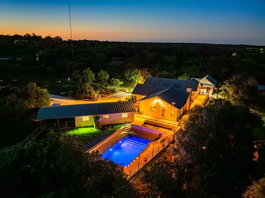 364 Wolf Creek Rd., Fredericksburg, TX 78624 - #3