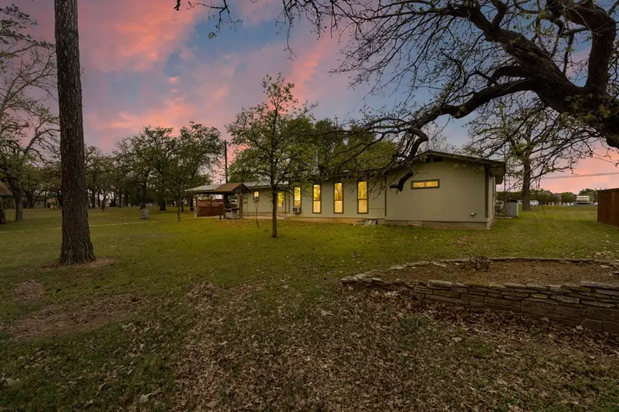 1801 N Llano St, Fredericksburg, TX 78624 - #3