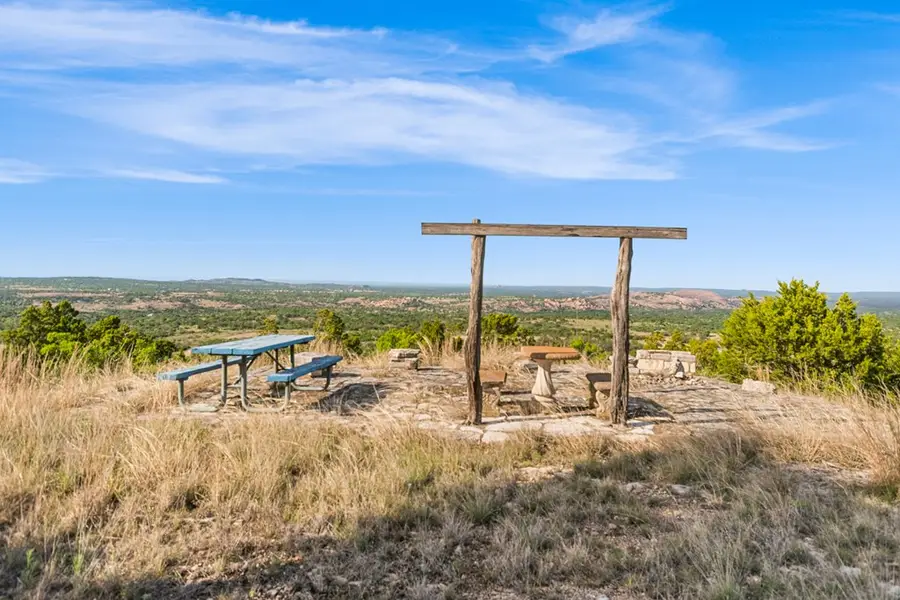 743 Welgehausen Rd, Fredericksburg, TX 78624 - #3