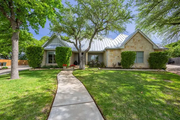 2146 Stone Gate, Fredericksburg, TX 78624