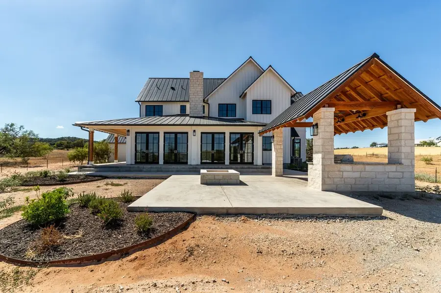 324 Klenin Place, Fredericksburg, TX 78624 - #2