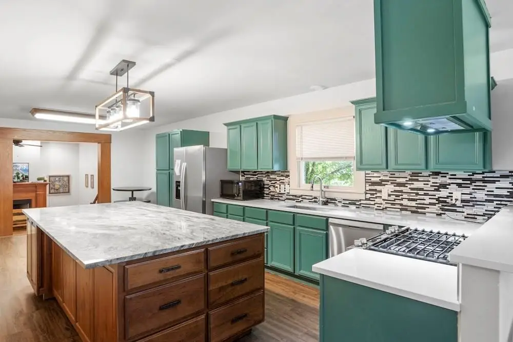 219 W Creek St, Fredericksburg, TX 78624 - #1