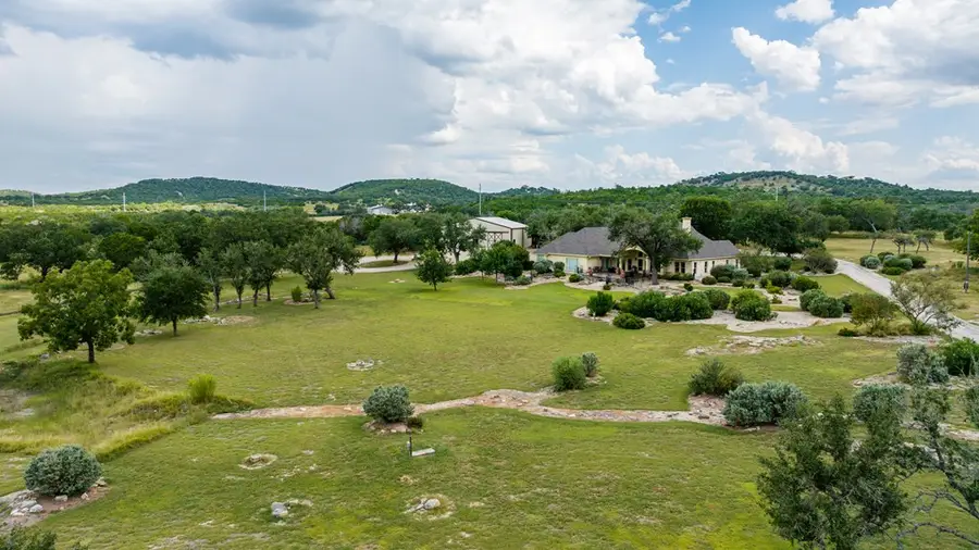 1320 Pass Creek Rd, Kerrville, TX 78028 - #2