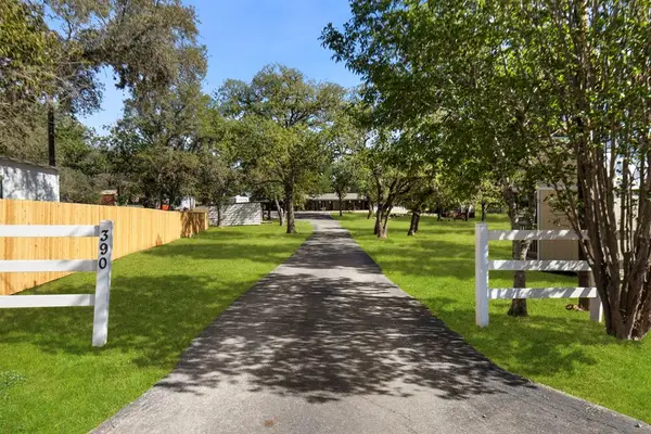 390 N Other, Bandera, TX 78003