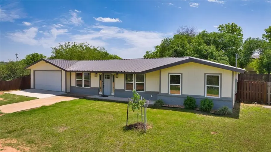 1211 Collins, Mason, TX 76856 - #2