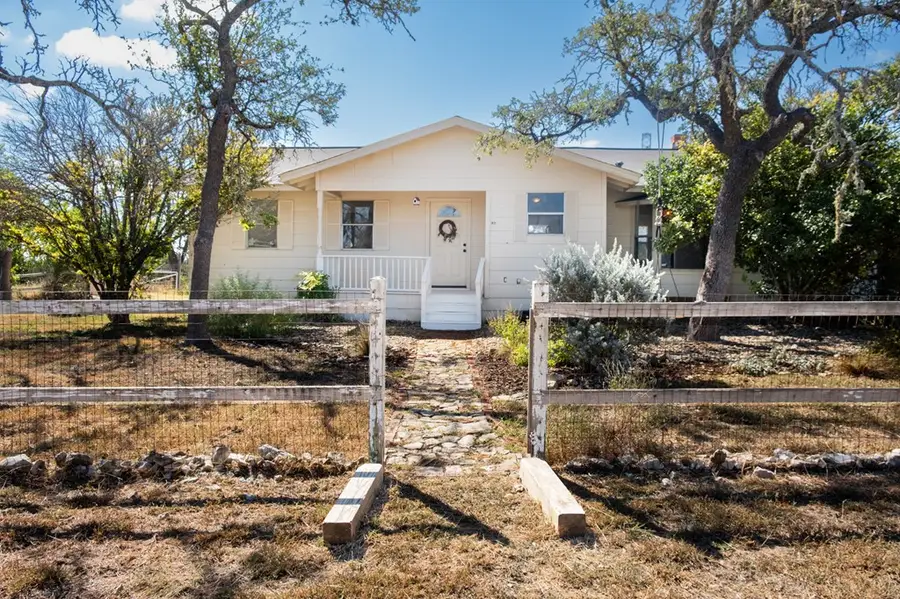 105 Peggy St, Mountain Home, TX 78058 - #2