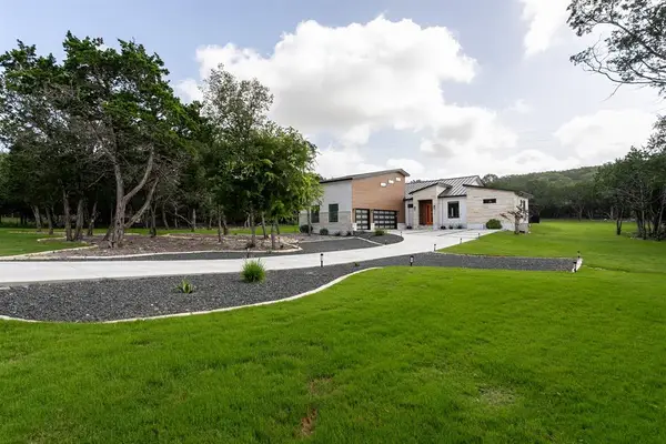 845 Coronado Dr, Kerrville, TX 78028