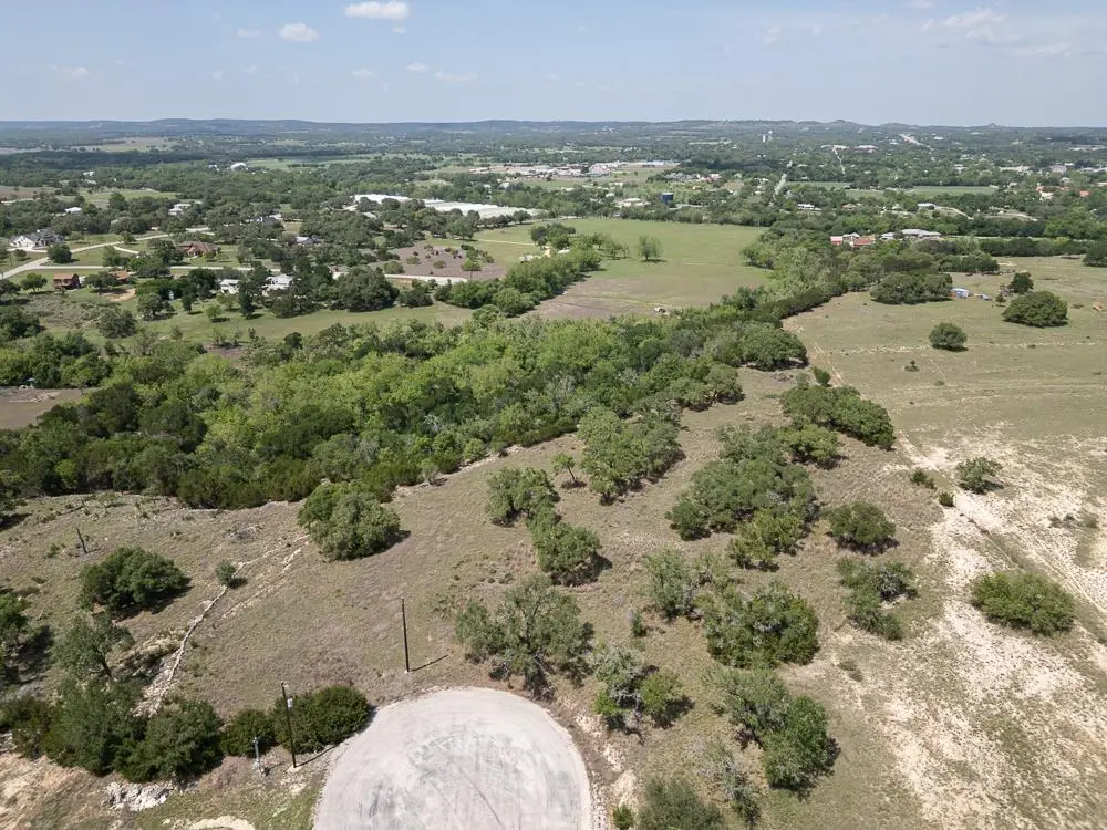 123 El Nopal Dr, Blanco, TX 78606 - #1