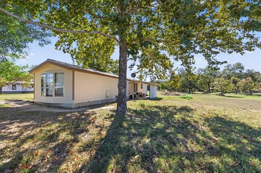 1411 Democrat St #B-C, Blanco, TX 78606 - #2