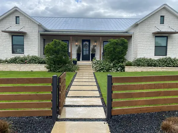 2214 Stone Meadow #8, Fredericksburg, TX 78624