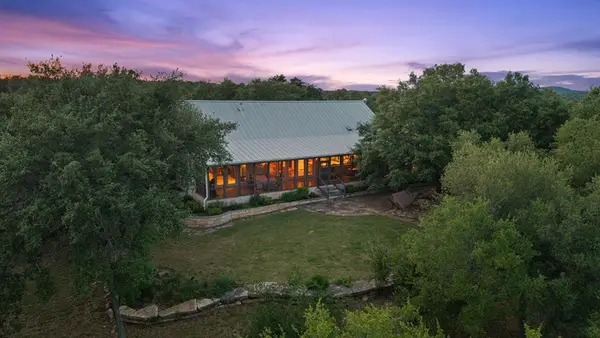 7855 Middle Creek Rd, Blanco, TX 78606