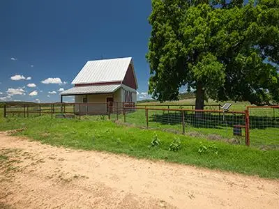 3 Baj Ln, Fredericksburg, TX 78624 - #1