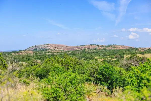 240 Granite Lake Trail, Fredericksburg, TX 78624