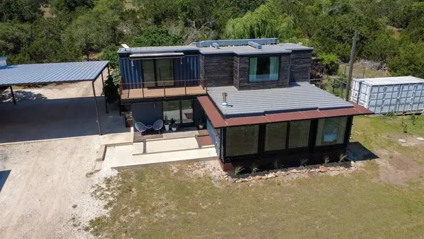 228 & 232 Spring Rd, Fredericksburg, TX 78624