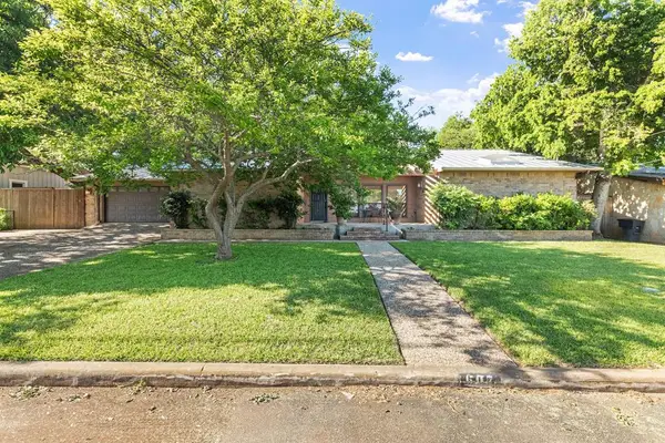 607 Franklin, Fredericksburg, TX 78624