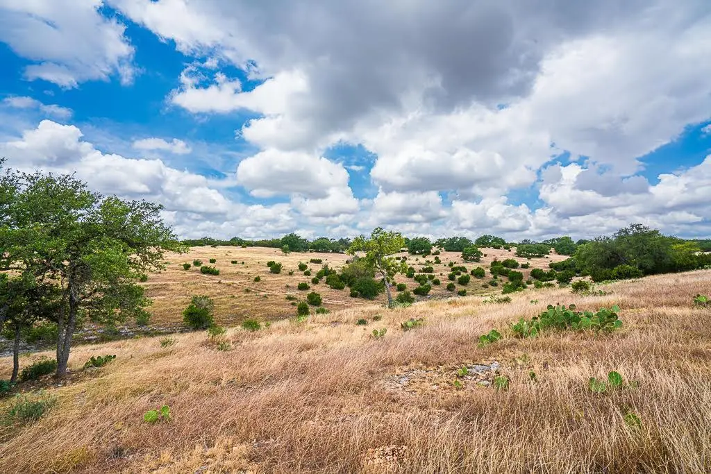Lot 145 Cattlemans Crossing Dr, Kerrville, TX 78028 - #1