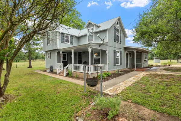 178 Ragland Ln, Fredericksburg, TX 78624